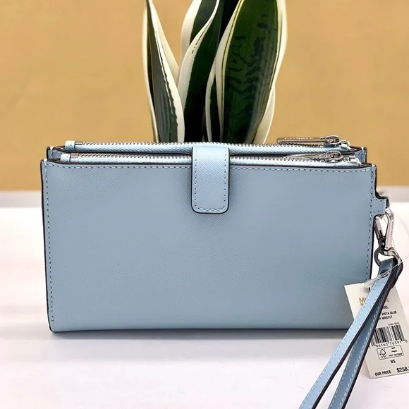 Michael Kors DoubleZip Wallet Wristlet
Phone Case VISTA BLUE - Picture 2 of 12